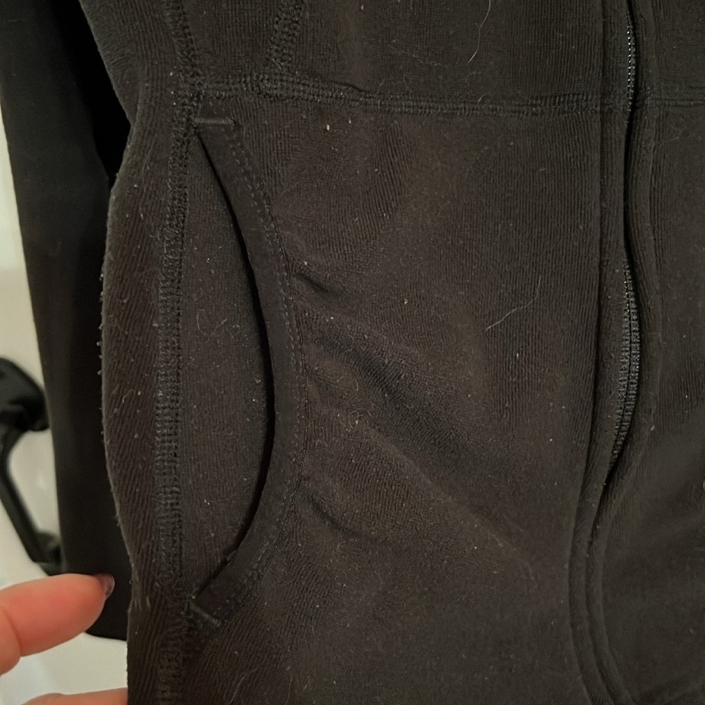 THE NORTH FACE Women’s zip up fleece  S/P hooded jacket. - Picture 3 of 11